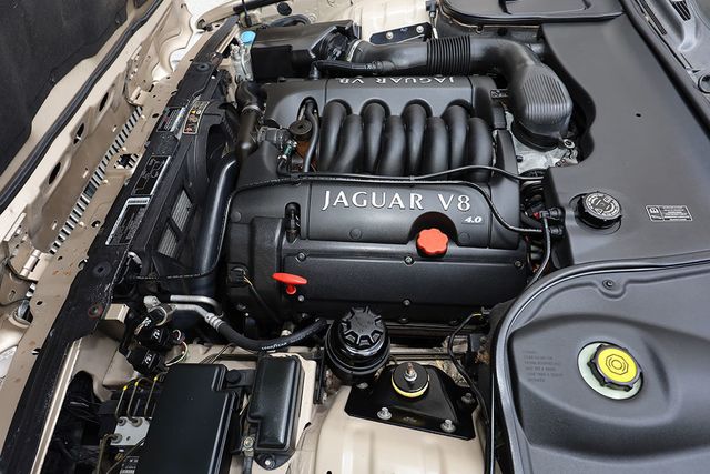 2003 Jaguar XJ 4dr Sedan VDP - 22904382 - 51