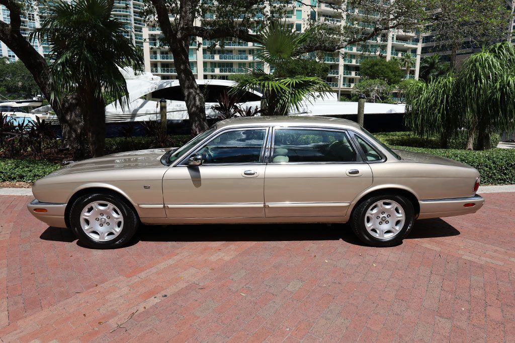 2003 Jaguar XJ 4dr Sedan VDP - 22904382 - 64
