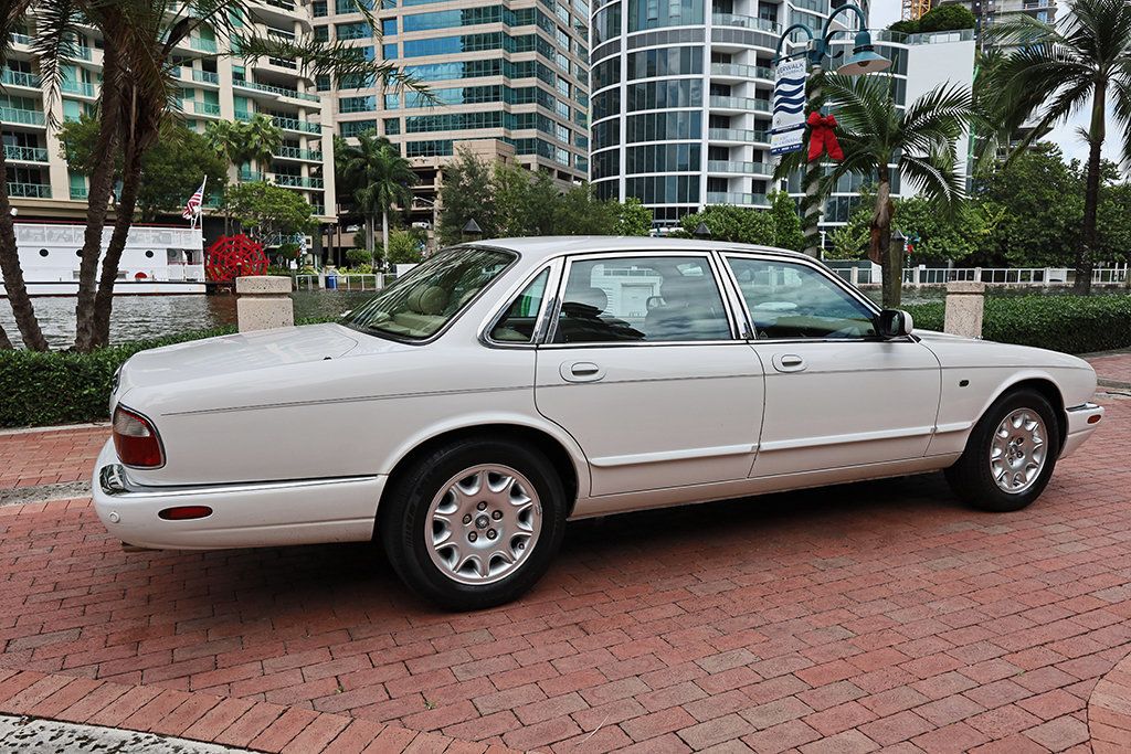 2003 Jaguar XJ 4dr Sedan XJ8 - 23101107 - 18