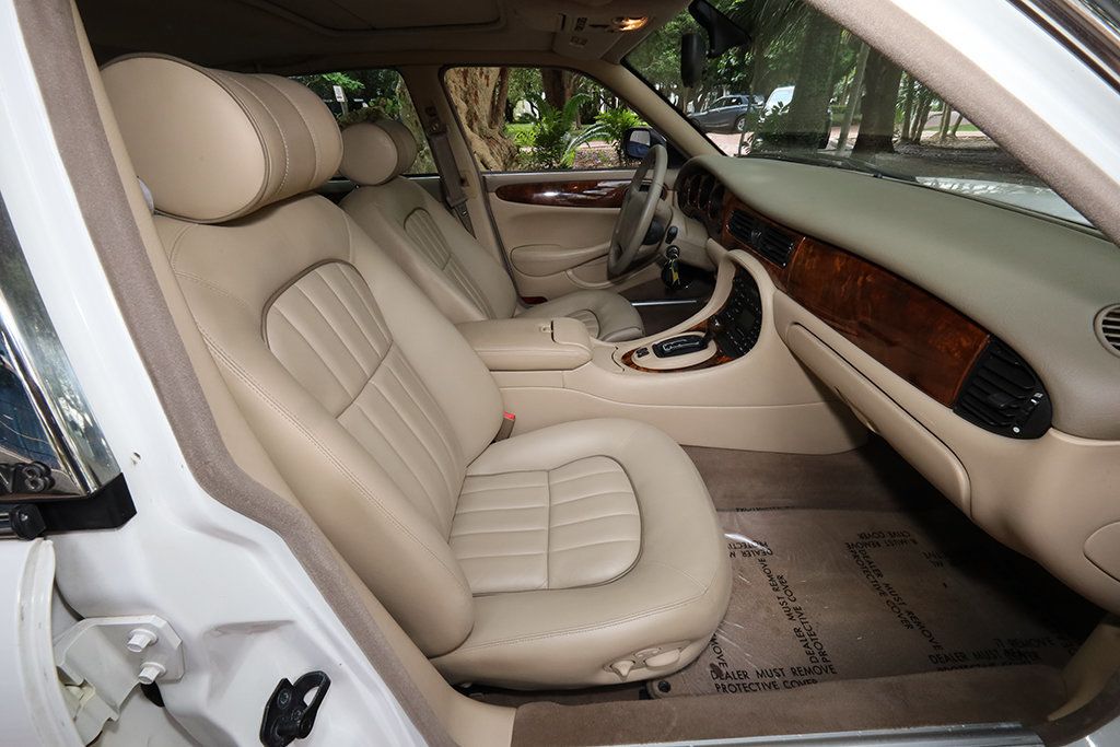 2003 Jaguar XJ 4dr Sedan XJ8 - 23101107 - 29