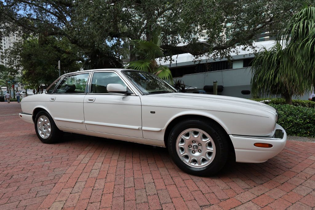2003 Jaguar XJ 4dr Sedan XJ8 - 23101107 - 56
