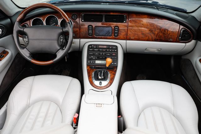 2003 Jaguar XK8 2dr Convertible XK8 - 22957202 - 25