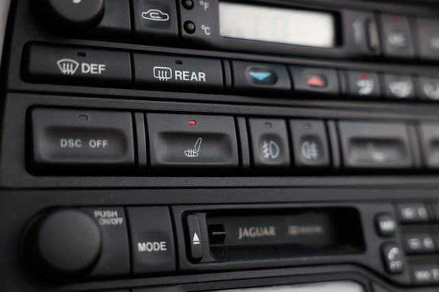 2003 Jaguar XK8 2dr Convertible XK8 - 22957202 - 34