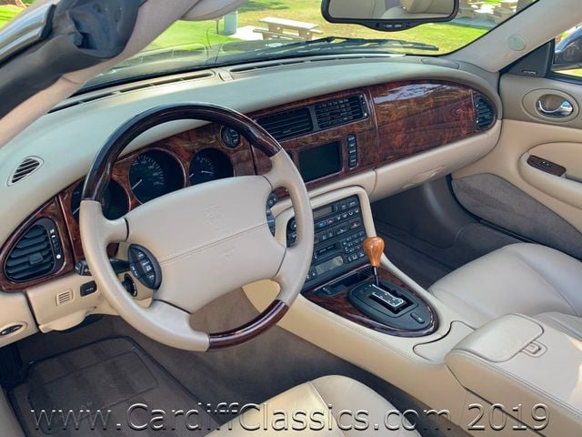 2003 Jaguar XK8 2dr Convertible XK8 - 18893995 - 28