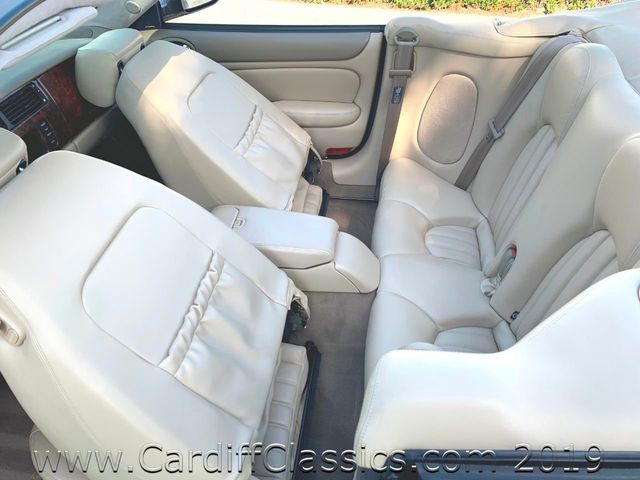 2003 Jaguar XK8 2dr Convertible XK8 - 18893995 - 32