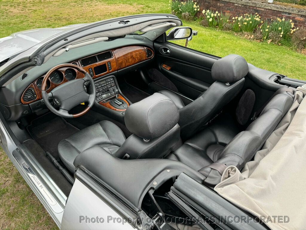 2003 Jaguar XKR  - 22411687 - 8