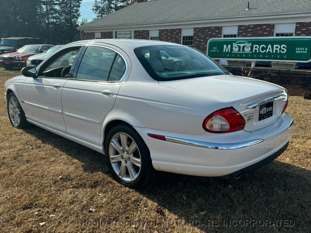 2003 Jaguar X-Type 4dr Sedan 3.0L - 22656397 - 4