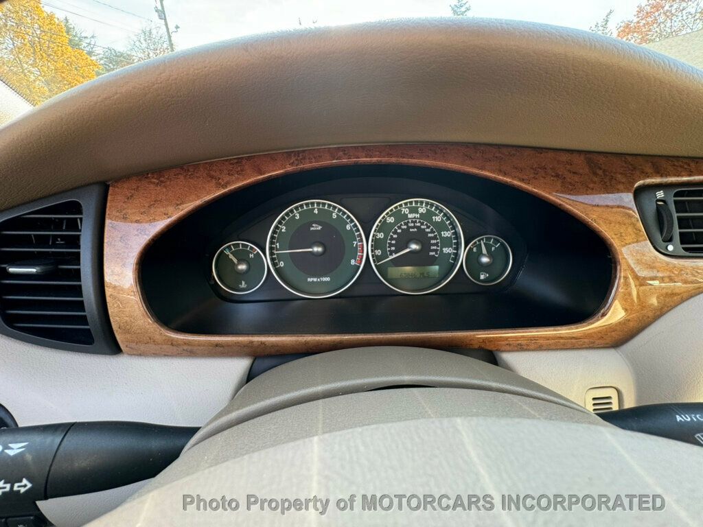 2003 Jaguar X-Type photo 12