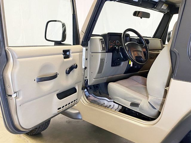 2003 Jeep Wrangler 2dr X - 22941647 - 21