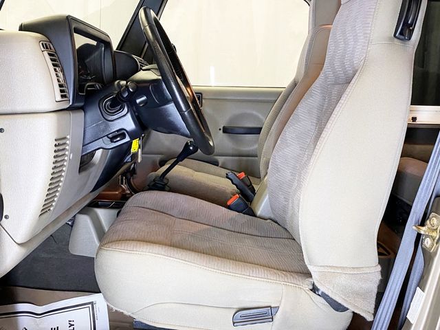 2003 Jeep Wrangler 2dr X - 22941647 - 23