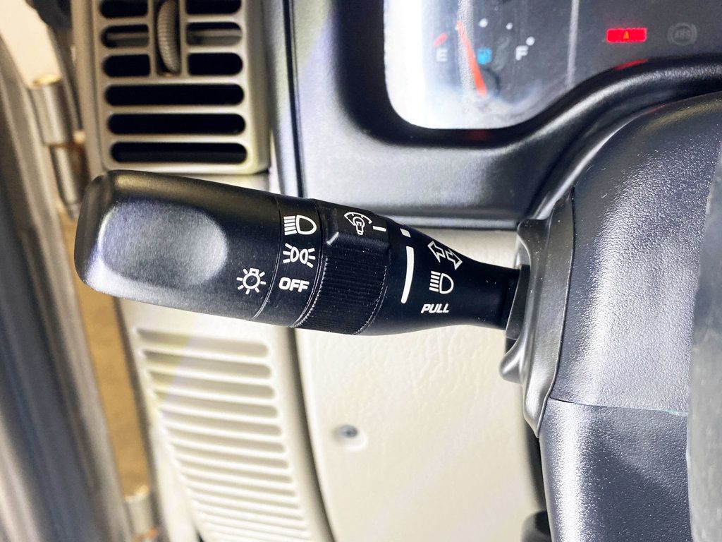 2003 Jeep Wrangler 2dr X - 22941647 - 27