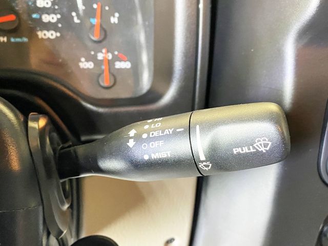 2003 Jeep Wrangler 2dr X - 22941647 - 28