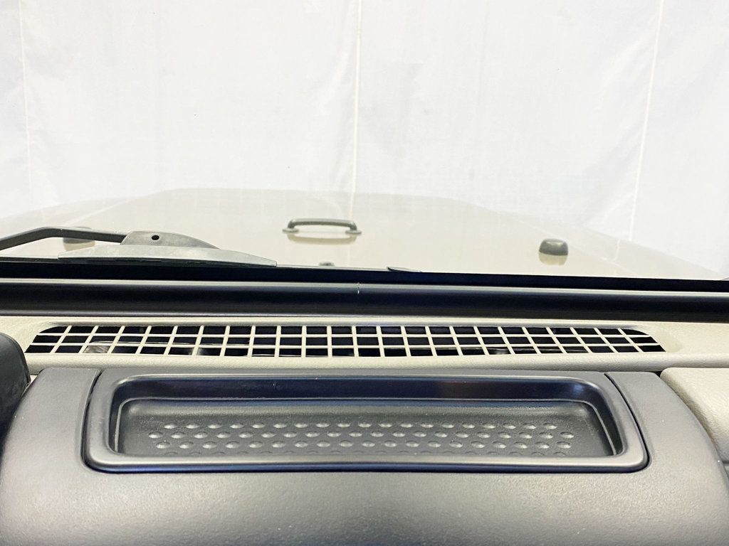 2003 Jeep Wrangler 2dr X - 22941647 - 31