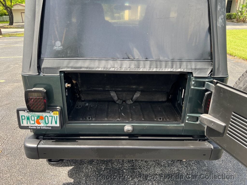2003 Jeep Wrangler Sahara 4X4 4.0L - 22861492 - 23