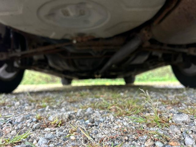 2003 Lexus ES 300 4dr Sedan - 22934594 - 17