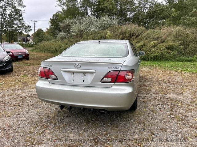 2003 Lexus ES 300 4dr Sedan - 22934594 - 2