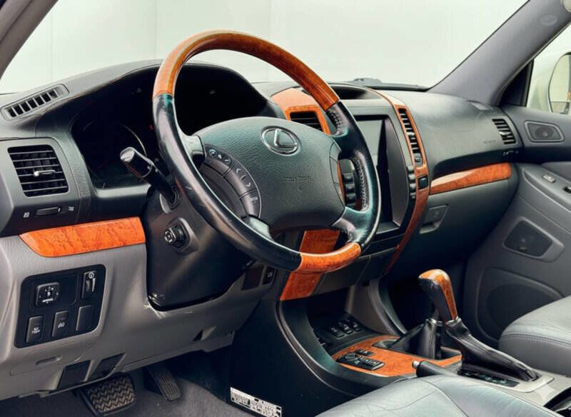 2003 Lexus GX 470 Base 4dr 4WD SUV - 22847732 - 10