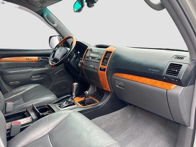 2003 Lexus GX 470 Base 4dr 4WD SUV - 22956381 - 16