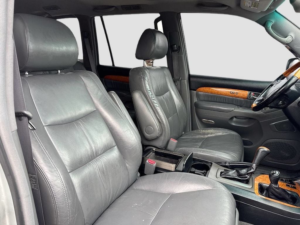 2003 Lexus GX 470 Base 4dr 4WD SUV - 22956381 - 17