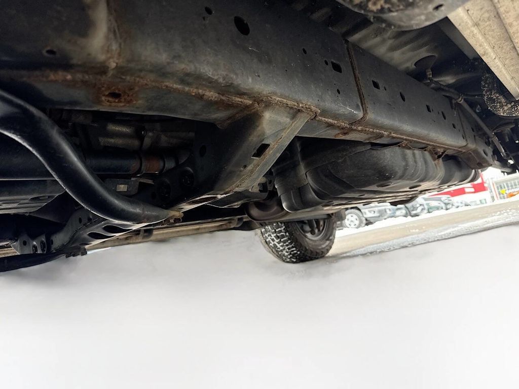 2003 Lexus GX 470 New Tires & Brakes - Solid Frame - Smooth Ride - 22956381 - 20