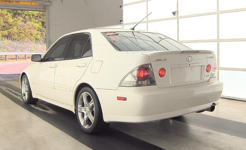 2003 Lexus IS 300 FULL LEATHER INTERIOR! 2JZ! SOUTHERN CAR NO RUST! CLEAN - 22489451 - 3