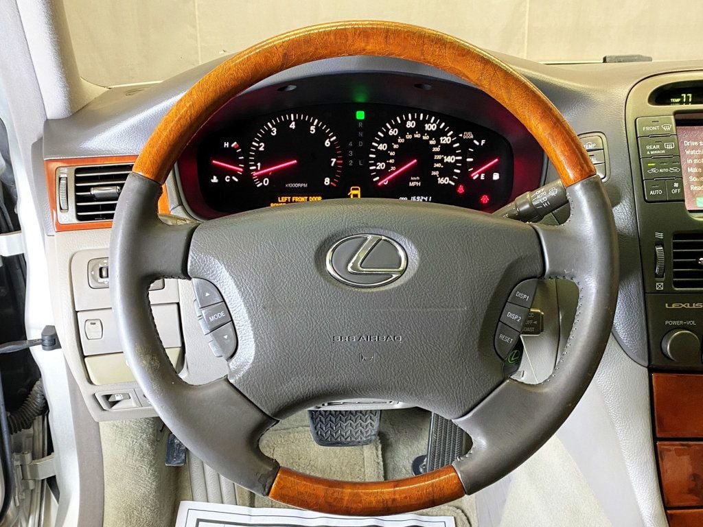 2003 Lexus LS 430 4dr Sedan - 22987093 - 21
