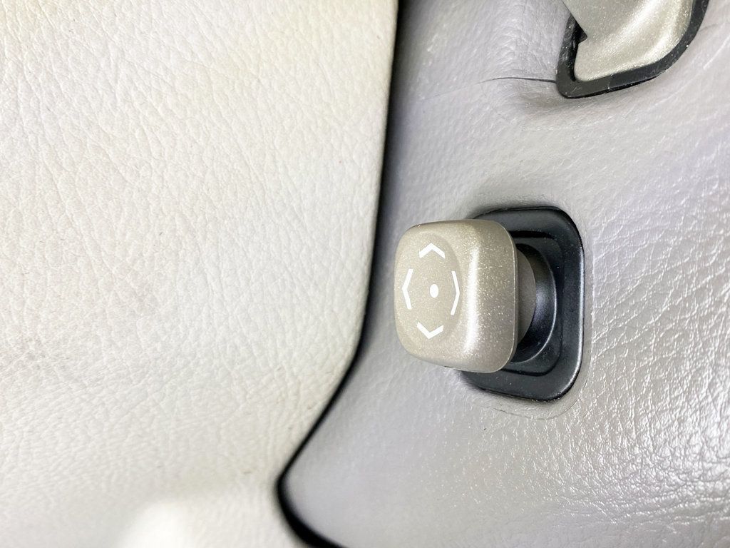 2003 Lexus LS 430 4dr Sedan - 22987093 - 25