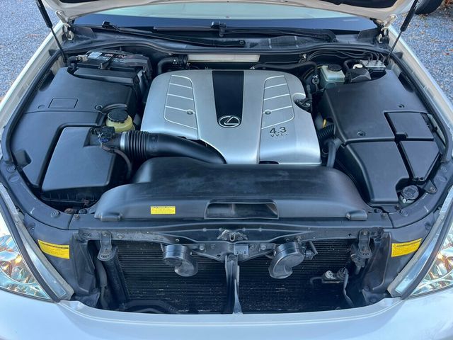 2003 Lexus LS 430 The Ultimate Road Car - 22937910 - 24