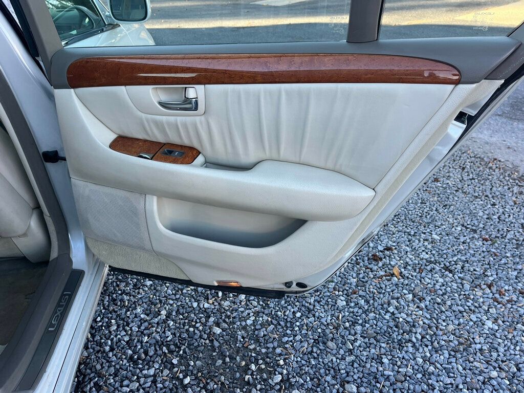 2003 Lexus LS 430 The Ultimate Road Car - 22937910 - 33