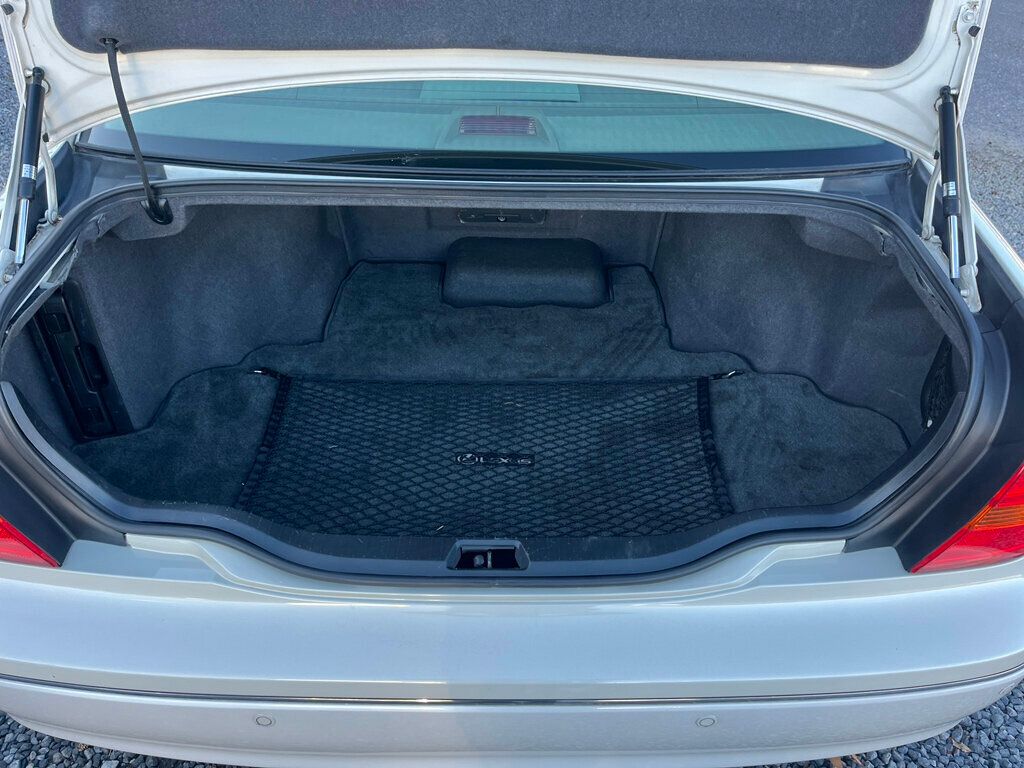2003 Lexus LS 430 The Ultimate Road Car - 22937910 - 40