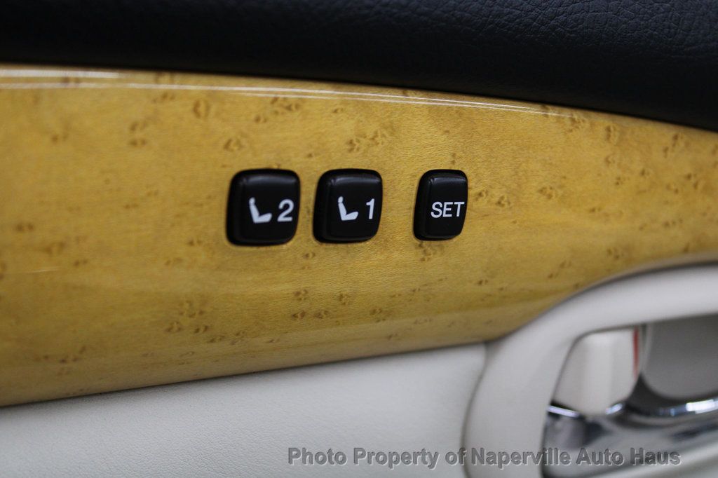 2003 LEXUS SC - Image 15