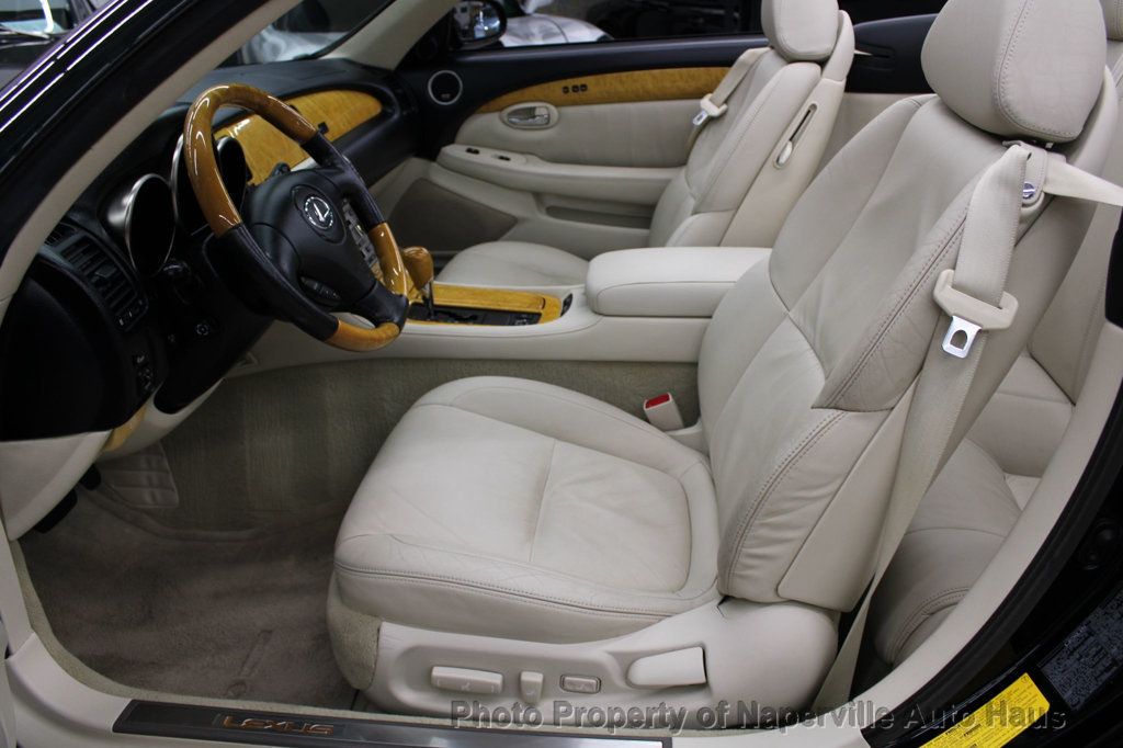 2003 LEXUS SC - Image 17