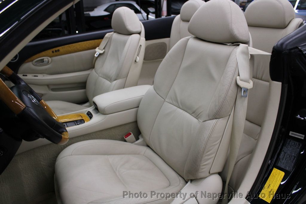 2003 LEXUS SC - Image 18