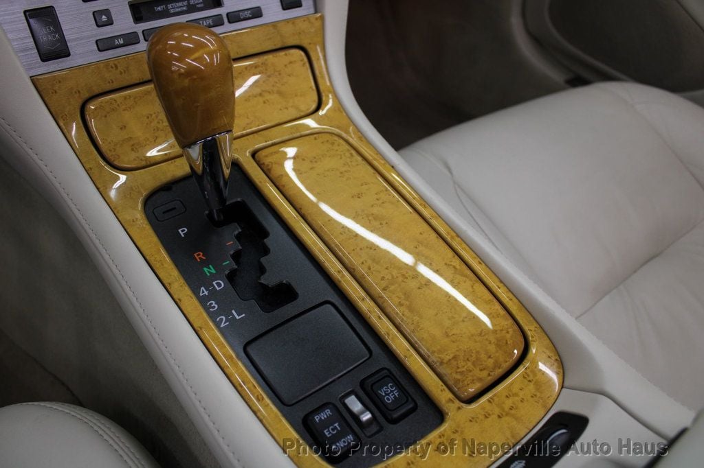 2003 LEXUS SC - Image 25