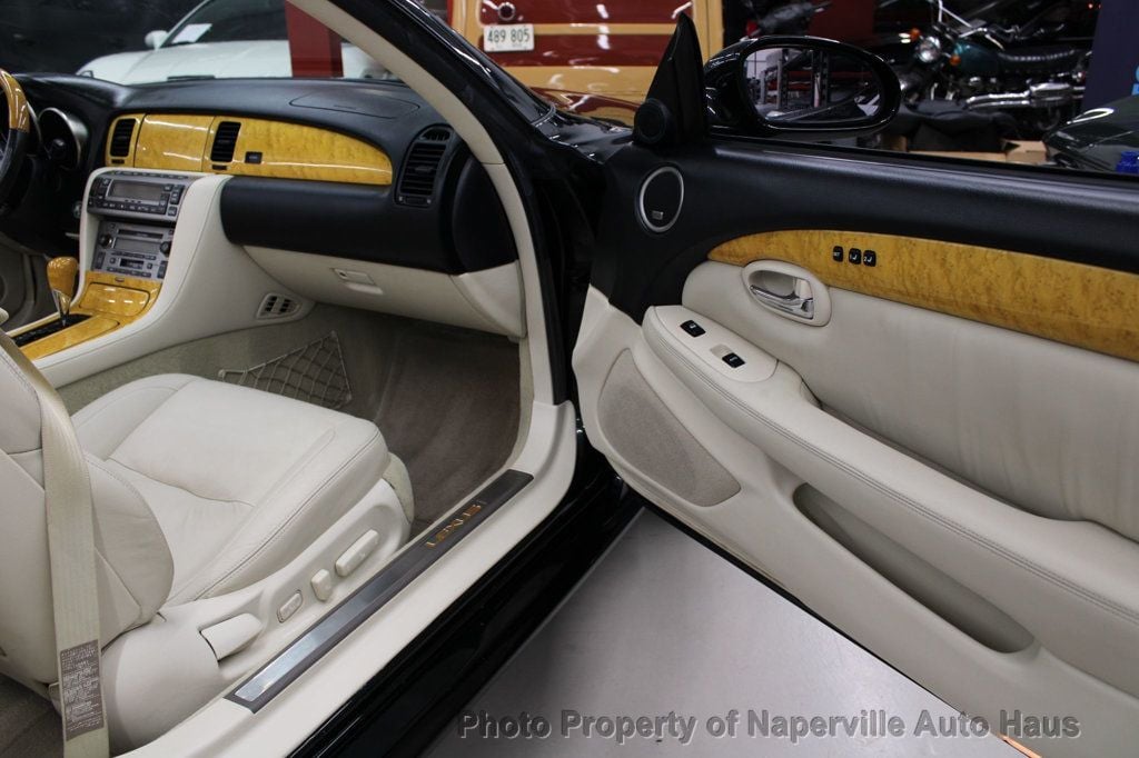 2003 LEXUS SC - Image 30
