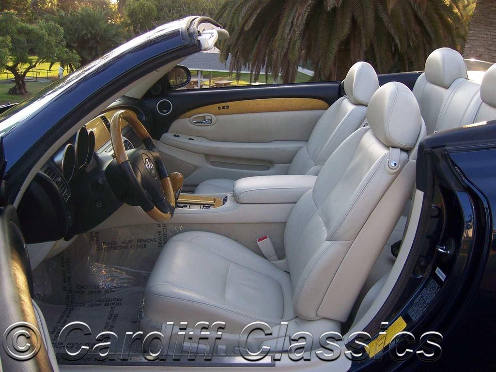 2003 Lexus SC 430 2dr Convertible - 10962679 - 24