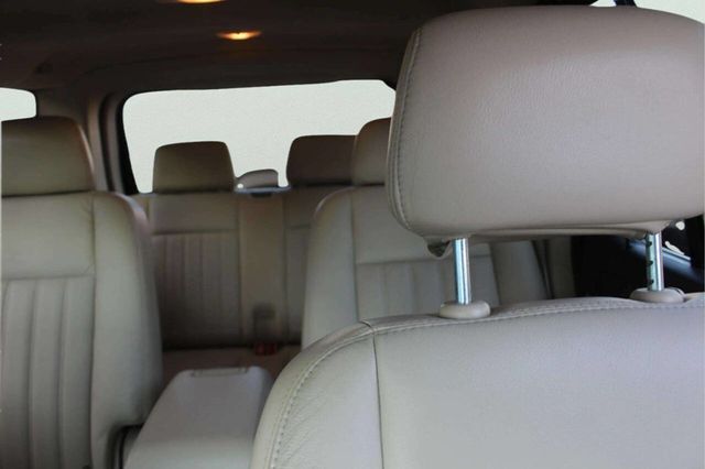 2003 Lincoln Aviator 2WD Luxury - 22961840 - 11