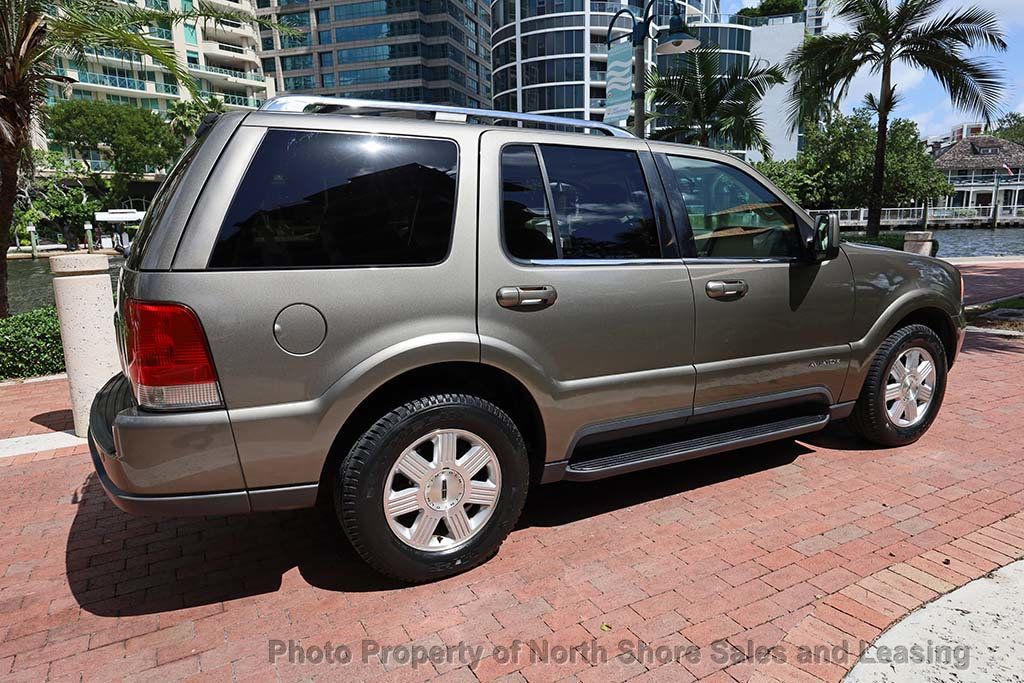 2003 Lincoln Aviator Premium photo 11
