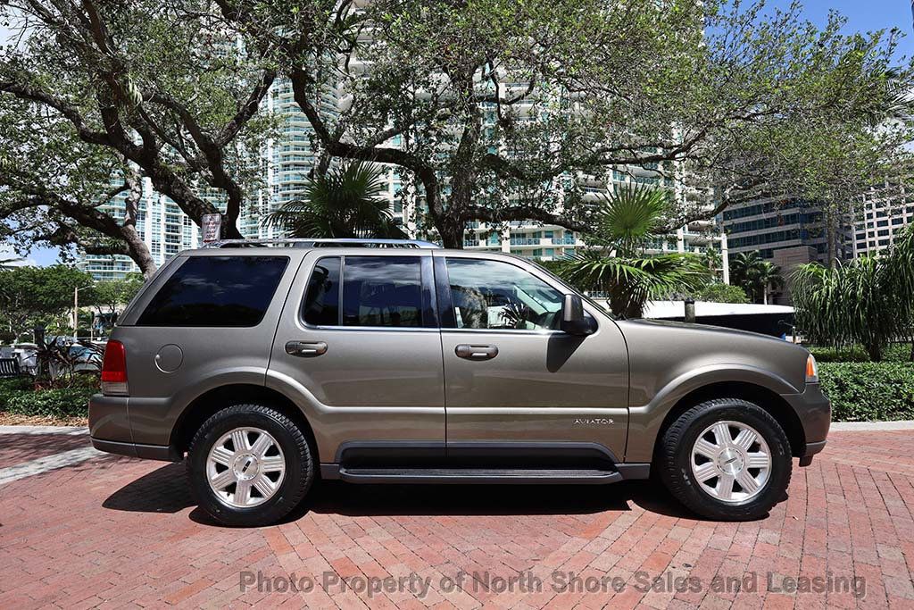 2003 Lincoln Aviator Premium photo 2