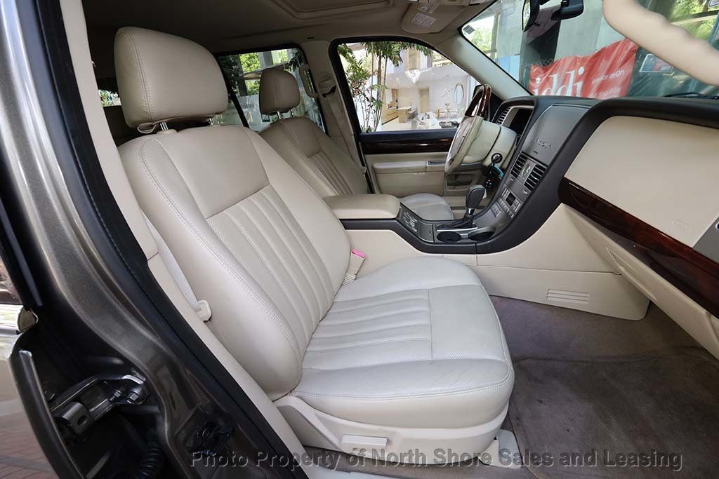 2003 Lincoln Aviator Premium photo 20