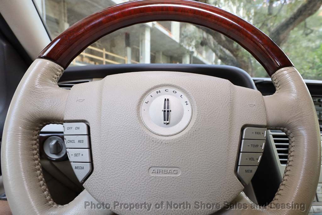 2003 Lincoln Aviator Premium photo 32