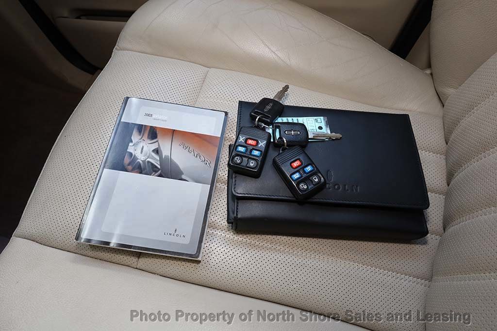 2003 Lincoln Aviator Premium photo 33