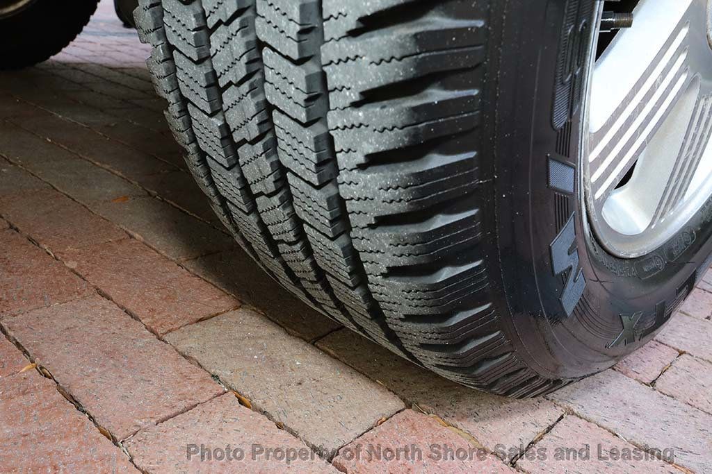 2003 Lincoln Aviator Premium photo 36