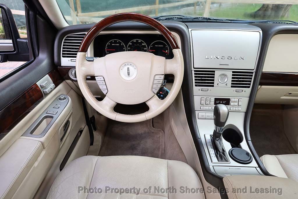 2003 Lincoln Aviator Premium photo 7