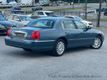 2003 Lincoln Town Car 2003 LINCOLN TOWN CAR SIGNATURE 4.6L V8 LOW MILES 615-730-9991 - 23067310 - 1