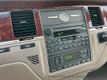 2003 Lincoln Town Car 2003 LINCOLN TOWN CAR SIGNATURE 4.6L V8 LOW MILES 615-730-9991 - 23067310 - 20