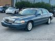2003 Lincoln Town Car 2003 LINCOLN TOWN CAR SIGNATURE 4.6L V8 LOW MILES 615-730-9991 - 23067310 - 2