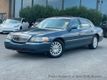 2003 Lincoln Town Car 2003 LINCOLN TOWN CAR SIGNATURE 4.6L V8 LOW MILES 615-730-9991 - 23067310 - 5