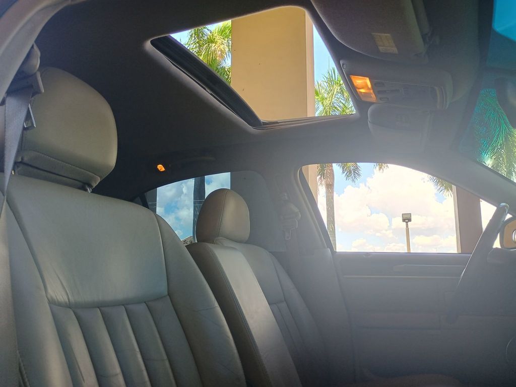 2003 Lincoln Town Car 4dr Sedan Signature Florida Car - 23043028 - 40