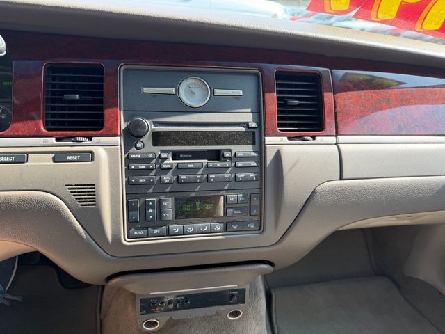 2003 Lincoln Town Car Executive - 23064187 - 10